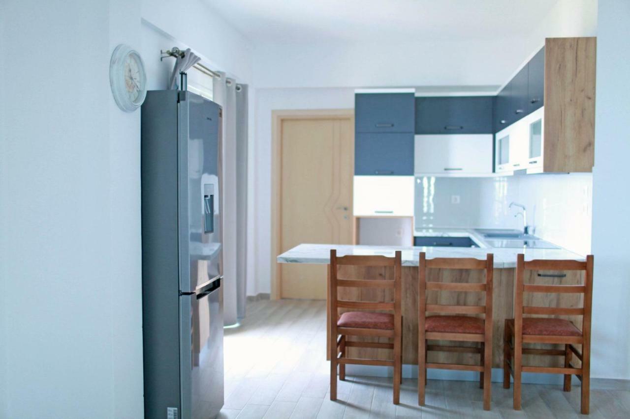 Mihalis Apartments Himare Exterior photo